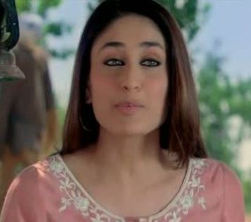 kareena caps (37)