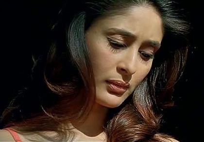kareena caps (71)