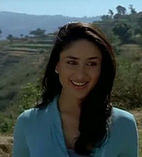 kareena caps (81)