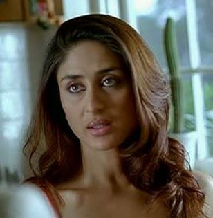 kareena caps (85)