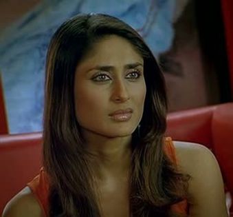 kareena caps (125)