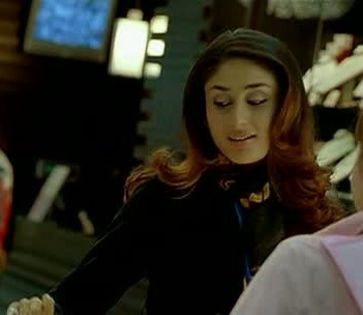 kareena caps (156) - Kareena Kapoor