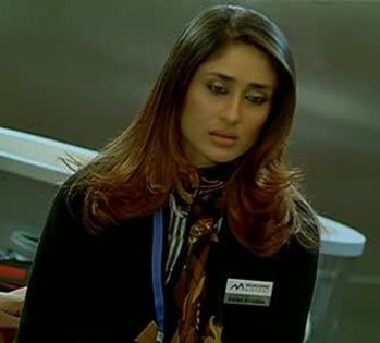 kareena caps (157) - Kareena Kapoor
