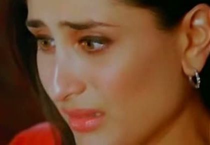 kareena caps (183) - Kareena Kapoor