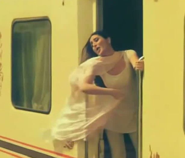 talaash movie song (25)