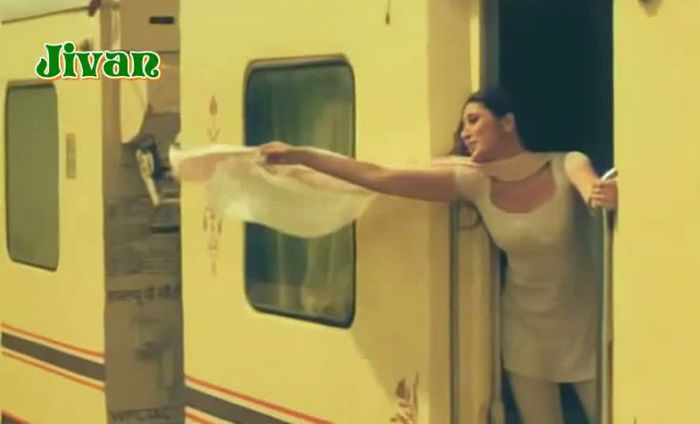 talaash movie song (26)