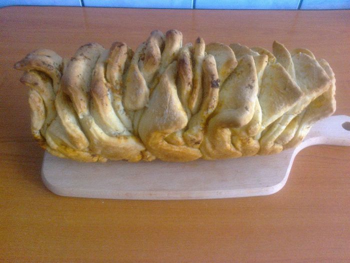 Paine de casa cu condimente