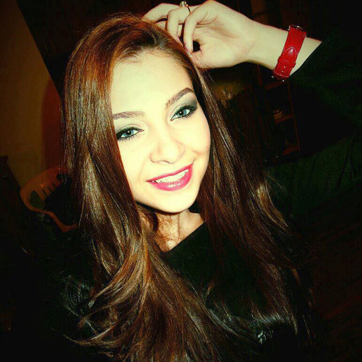 602874_302624769867200_1579436119_n