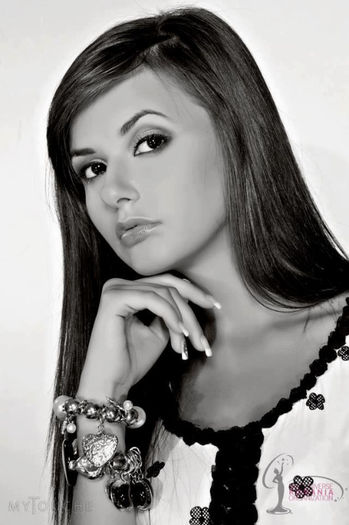 480598_202668286524880_1899541218_n