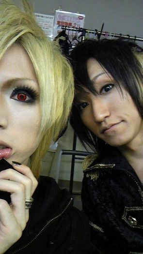 537607_341967455868891_229998613_n - Diaura kawaii