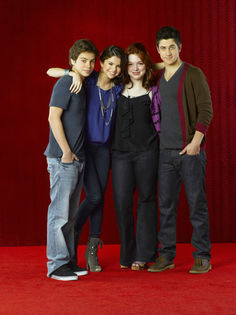 wizards-of-waverly-place_03[1] - disney