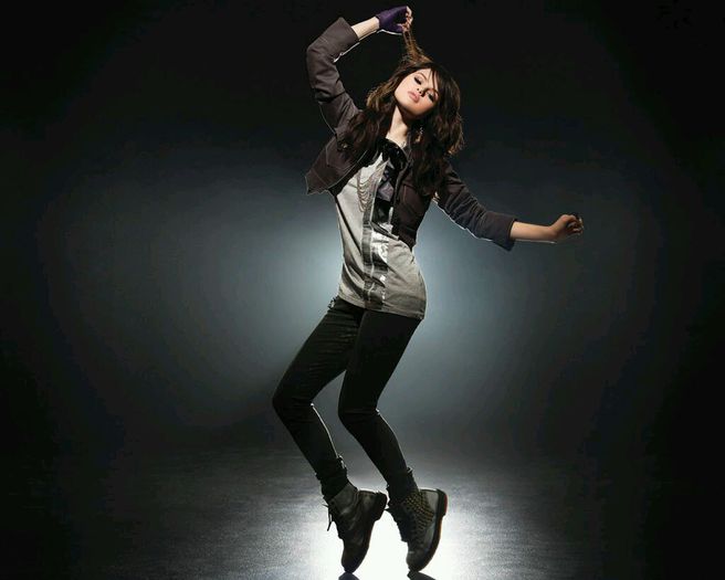-553356318 - Poze Selena gomez