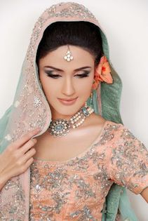 Latest-Bridal-Eye-Makeup - Machiaj-Indian Makeup