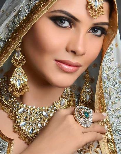 Pakistani-Bridal-Makeup-Over-By-N-Pro-Nabila-Salon-4