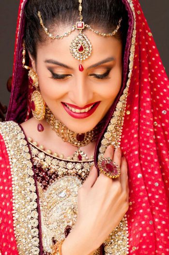 Laila-Wasti-in-Bridal-Jewellery-Trends-2013