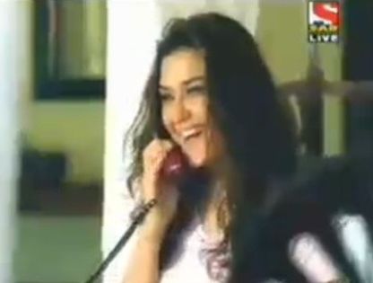 capture-20130319-163409 - Preity Zinta 07