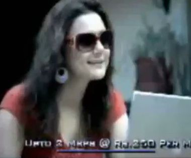 capture-20130319-164422 - Preity Zinta 07