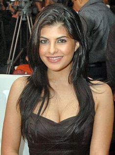 602688_548304045192436_1557517151_n - Jacqueline Fernandez
