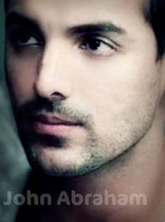 Paii am pus apa si plicurile de ceai in el