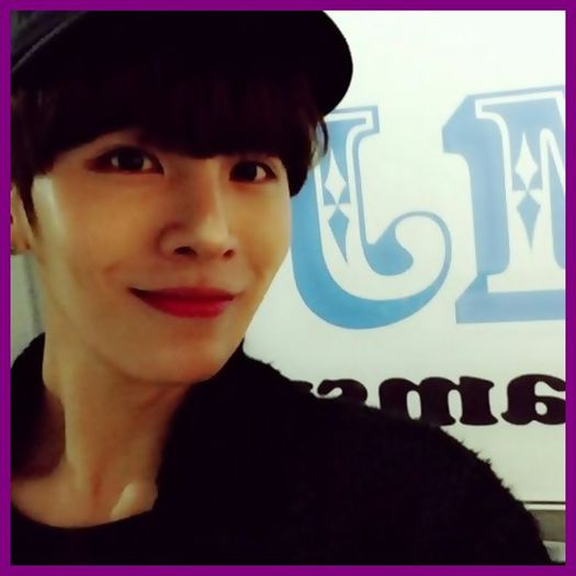 >> Binee :-?? {se intoarce cu o sticla de sampanie si niste pahare}. - l - x - Episodul 24 - x - l