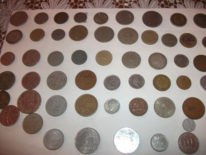 Bild 551 - S-bagnote si monede vechi