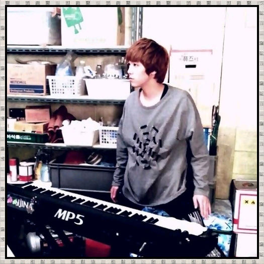 <> ..Credeam ca va ramane aici.. :| ..[mananca] ..:)) - l - x - Episodul 25 - x - l