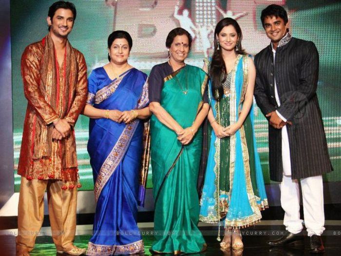 199297-sushant-singh-rajput-ankita-lokhande-savita-prabhune-usha-nadka