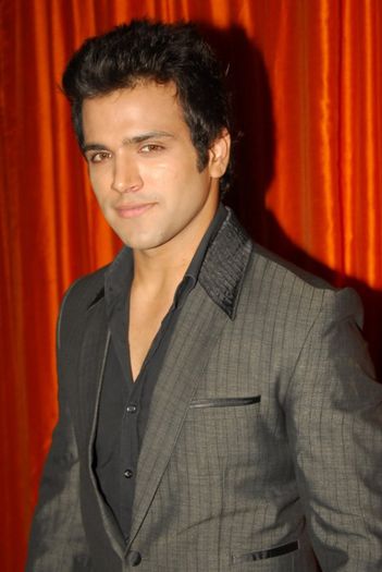 Rithvik-Dhanjani-Arjun-of-Pavitra-Rishta