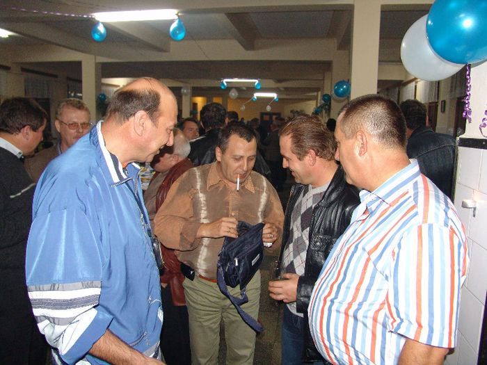 DSC08302 - 1 Cimpulung Moldovenesc  2006  Liceul Militar promotia 1976
