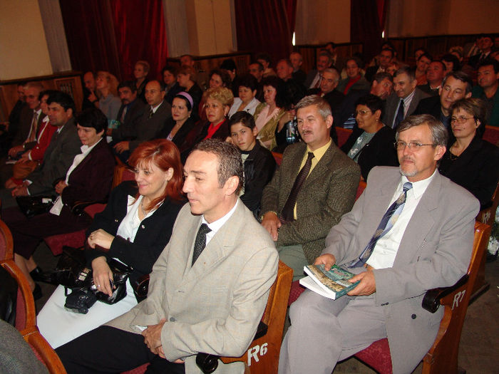 DSC08395 - 1 Cimpulung Moldovenesc  2006  Liceul Militar promotia 1976