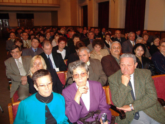 DSC08398 - 1 Cimpulung Moldovenesc  2006  Liceul Militar promotia 1976