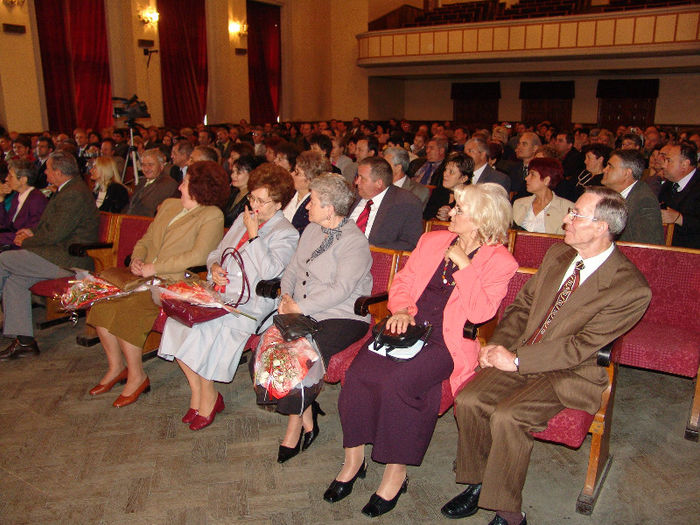 DSC08417 - 1 Cimpulung Moldovenesc  2006  Liceul Militar promotia 1976