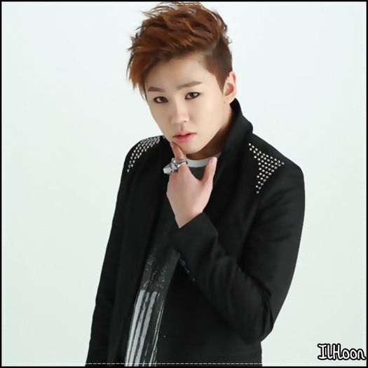 ♫ Inca o data..Nu..:)) Hyung..;;) Cum sa il omori tu pe Hoonie? :o3 ;;).