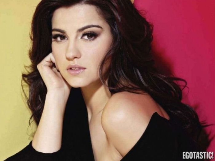 maite-perroni-esquire-mexico-03-580x435