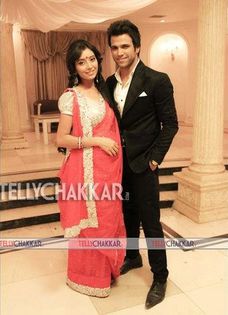 69633_414218298672450_1631215562_n