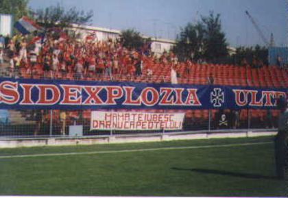 Suporteri Otelul Galati 2001 - Otelul Galati Istorie