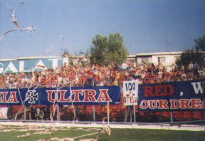 Suporteri Otelul Galati 2001 - Otelul Galati Istorie