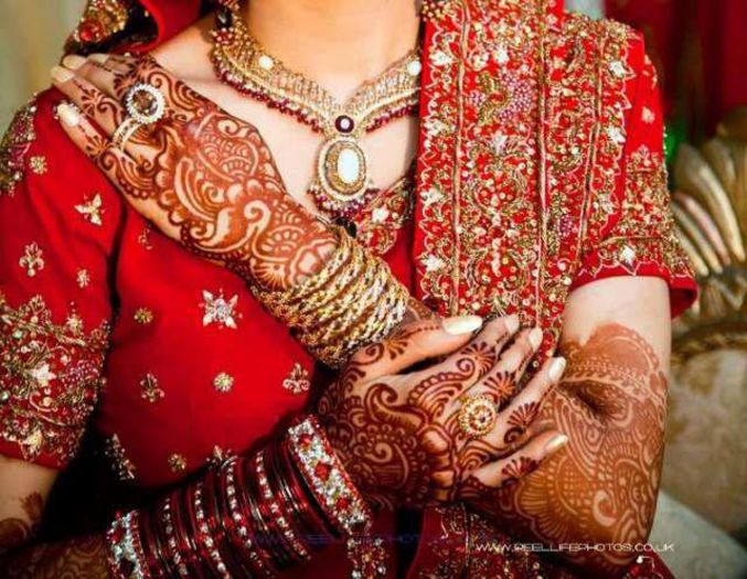 224608_594901153873291_1216379599_n