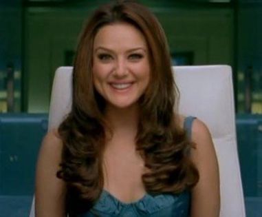 vlcsnap-128841 - Preity Zinta 07