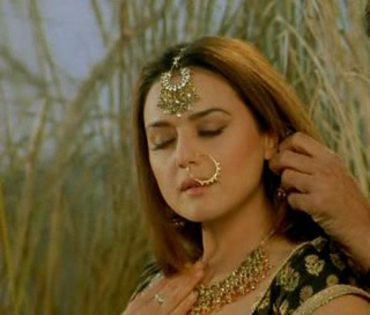 vlcsnap-140833 - Preity Zinta 07