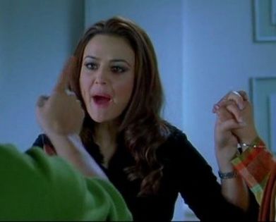 vlcsnap-404972 - Preity Zinta 07