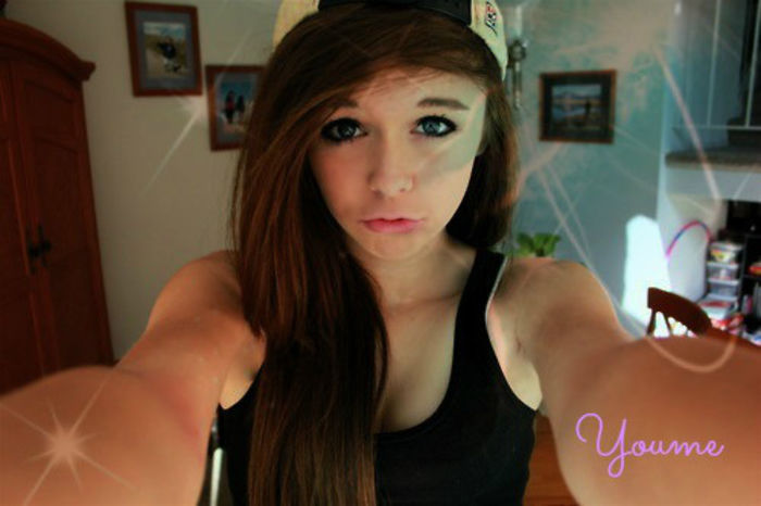 callmegiraffe-cute-girl-girl-Favim_com-450823_lrarge