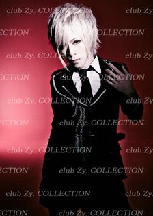 155026_349100108524354_328253004_n - Diaura Club Zy Colections 2013