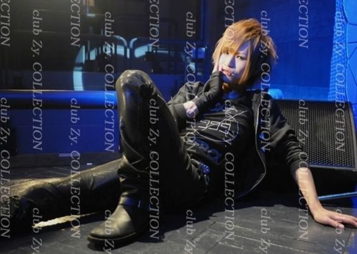 553078_349101105190921_1171234370_n - Diaura Club Zy Colections 2013