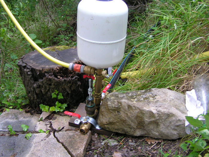Berbecul Hidraulic-Pompa de apa gratis - danalexandrescu