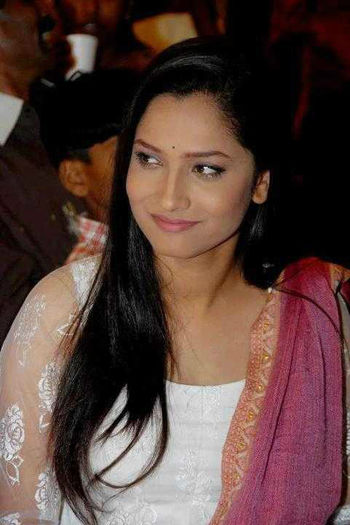601427_534853579870139_1437455562_n - Ankita Lokhande