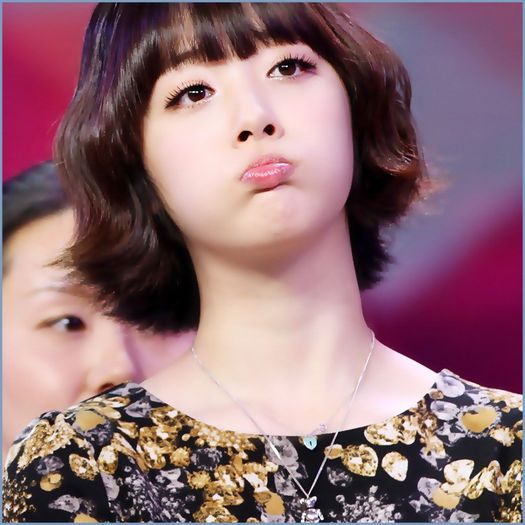 - Aww..:o3 Oppa..Si eu te iubesc..Nici galaxia nu poate fii limita..:x Te iubesc..Nelimitat..:)) :x.