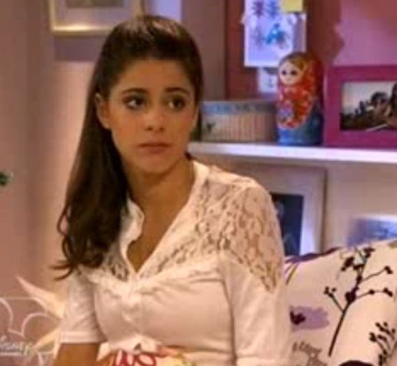 Pai,bn dar hai sa ne uitam la poze cu tn si bell!