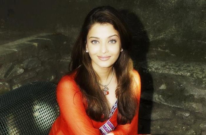 205370_429660780451699_336169703_n