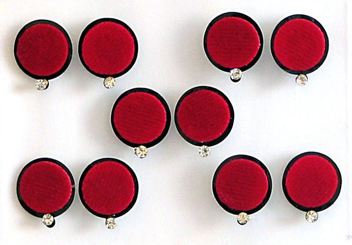 red-with-black-border-round-felt-bindis-AC52_l